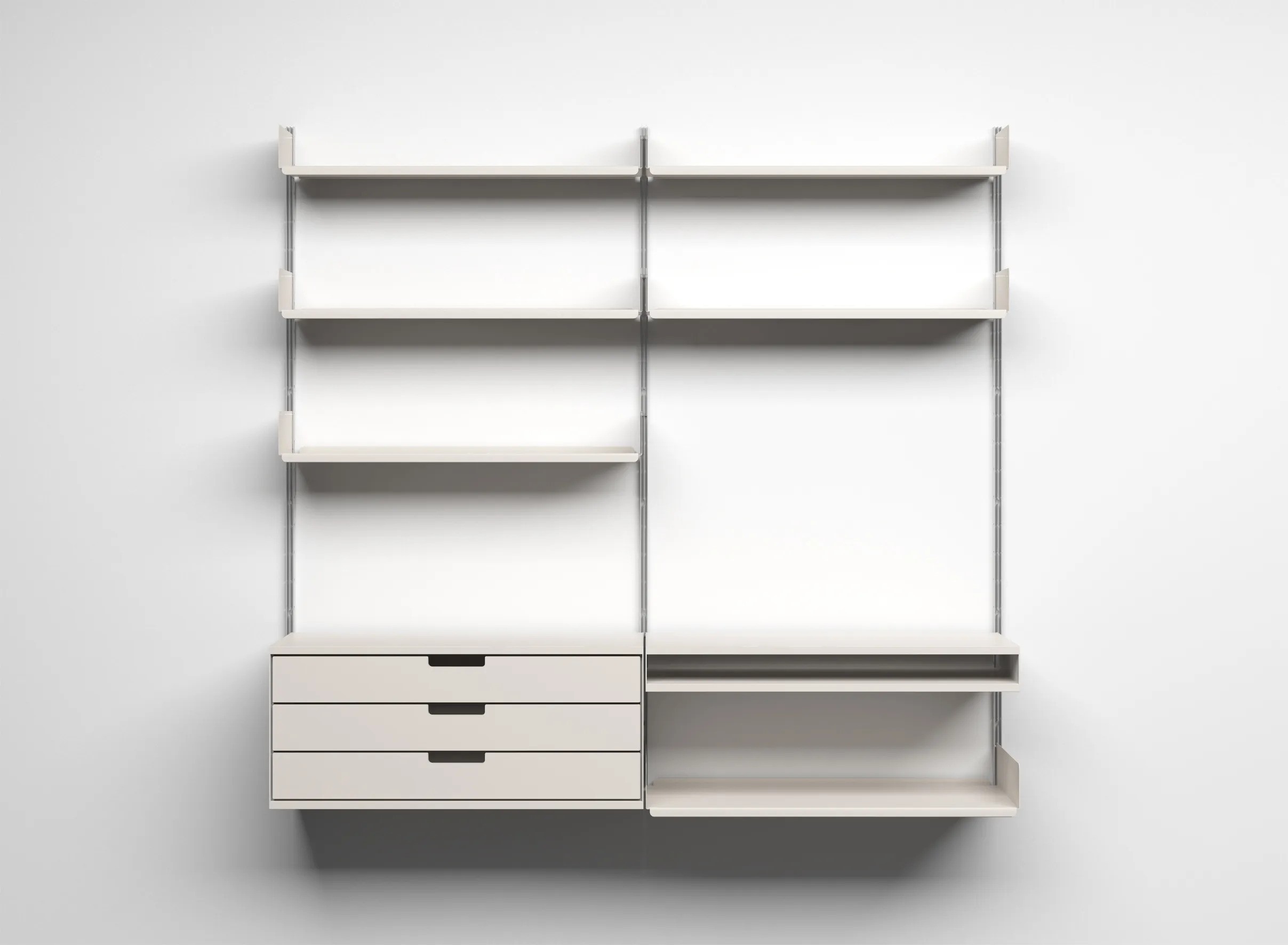 Vitsœ 606 universal shelving system designed by Dieter Rams